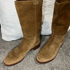 Vía Spiga brown suede boots